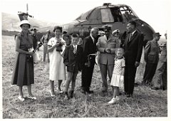 BOU SFER 06 JUILLET 1958 POSE DE LA PREMIERE PIERRE DU MONUMENT AUX MORTS 003
